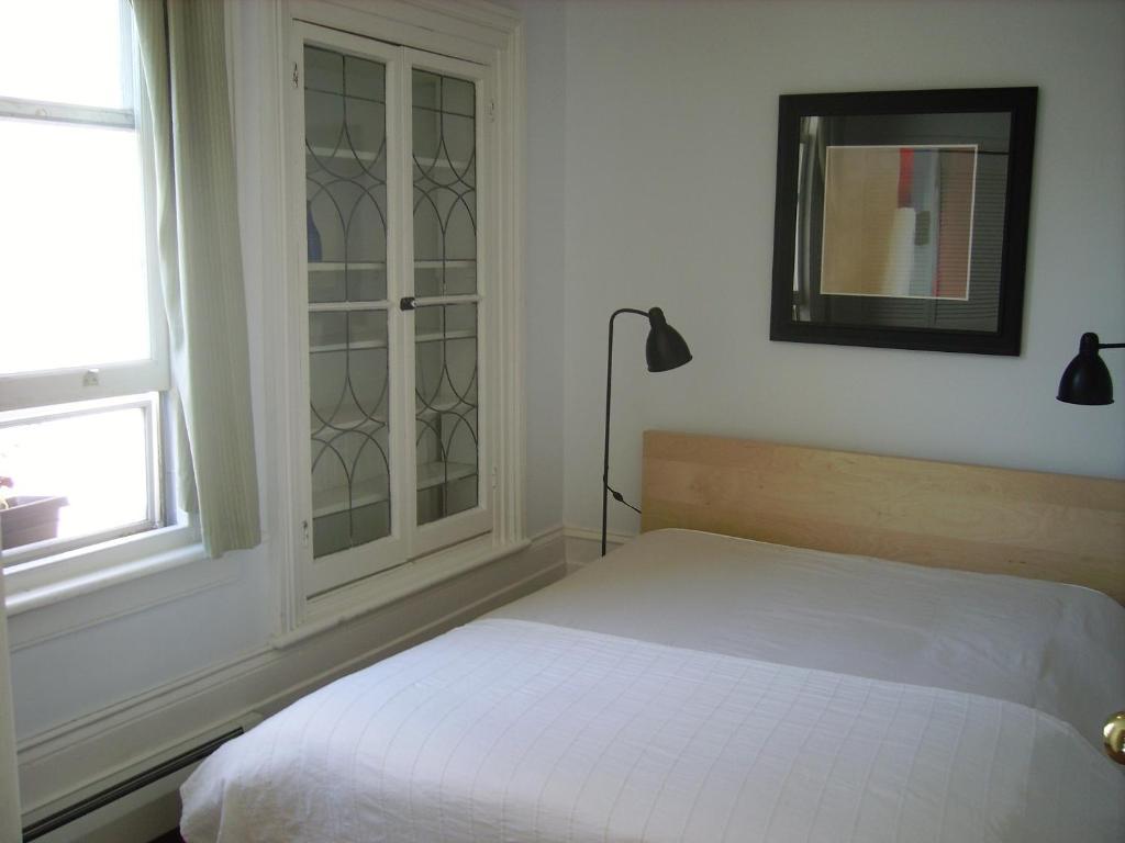 غانانوكي Absolute 1000 Islands Monthly Suites الغرفة الصورة