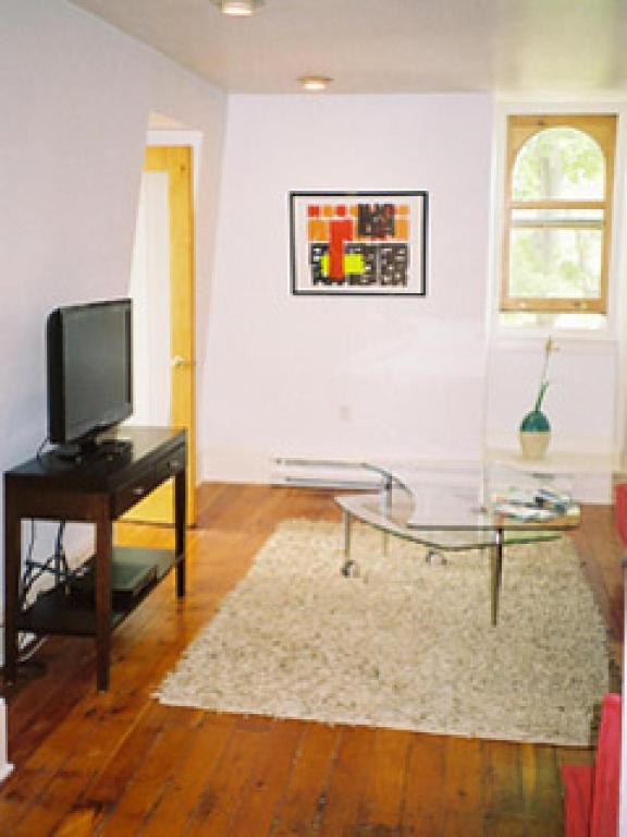 غانانوكي Absolute 1000 Islands Monthly Suites الغرفة الصورة