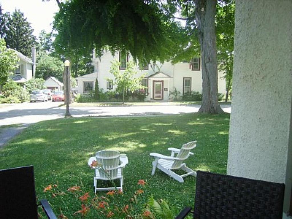 غانانوكي Absolute 1000 Islands Monthly Suites المظهر الخارجي الصورة
